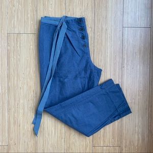 Italian-Made Light Weight Cropped Pants